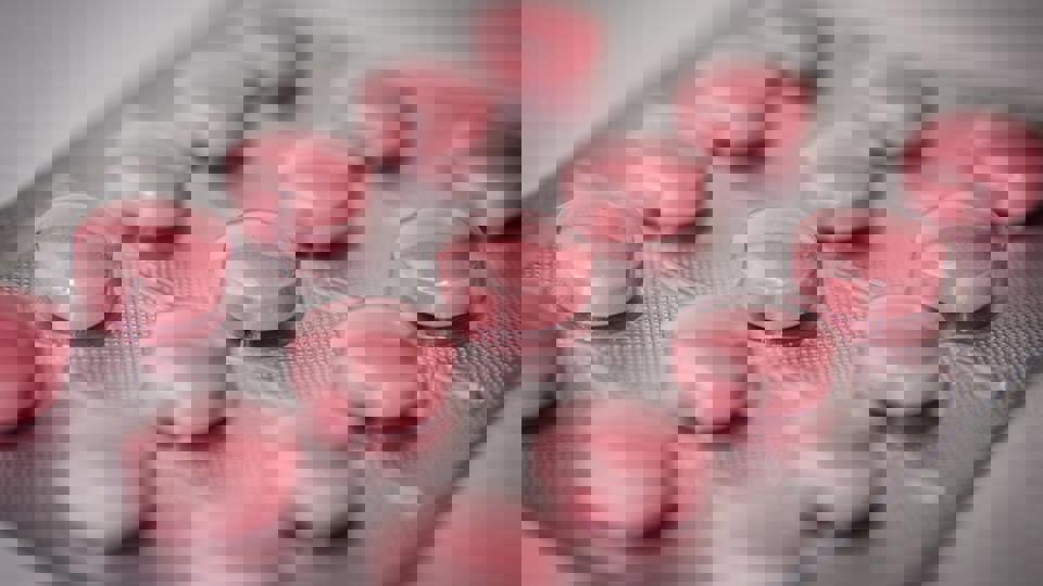 Pain, nausea and vomiting