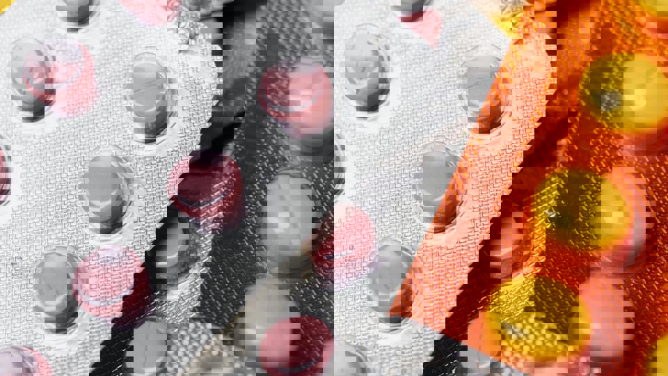 Pain, nausea and vomiting